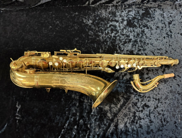 Photo Original Lacquer Conn 10M NAKED LADY Tenor Sax w/ Gold Neck - Serial # 316026